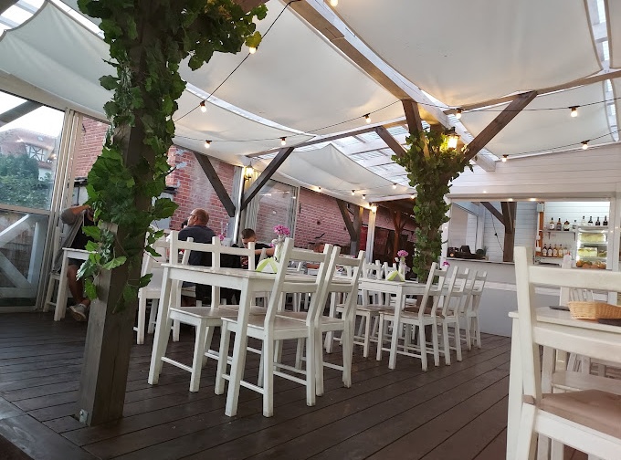  Restauracja Sopra