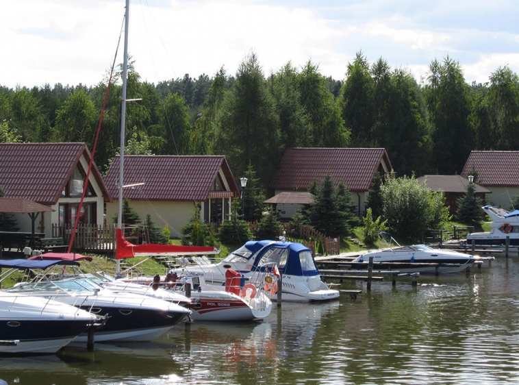 Letni Ogród. Port club, port jachtowy