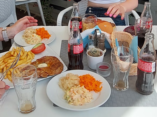  Restauracja Sopra